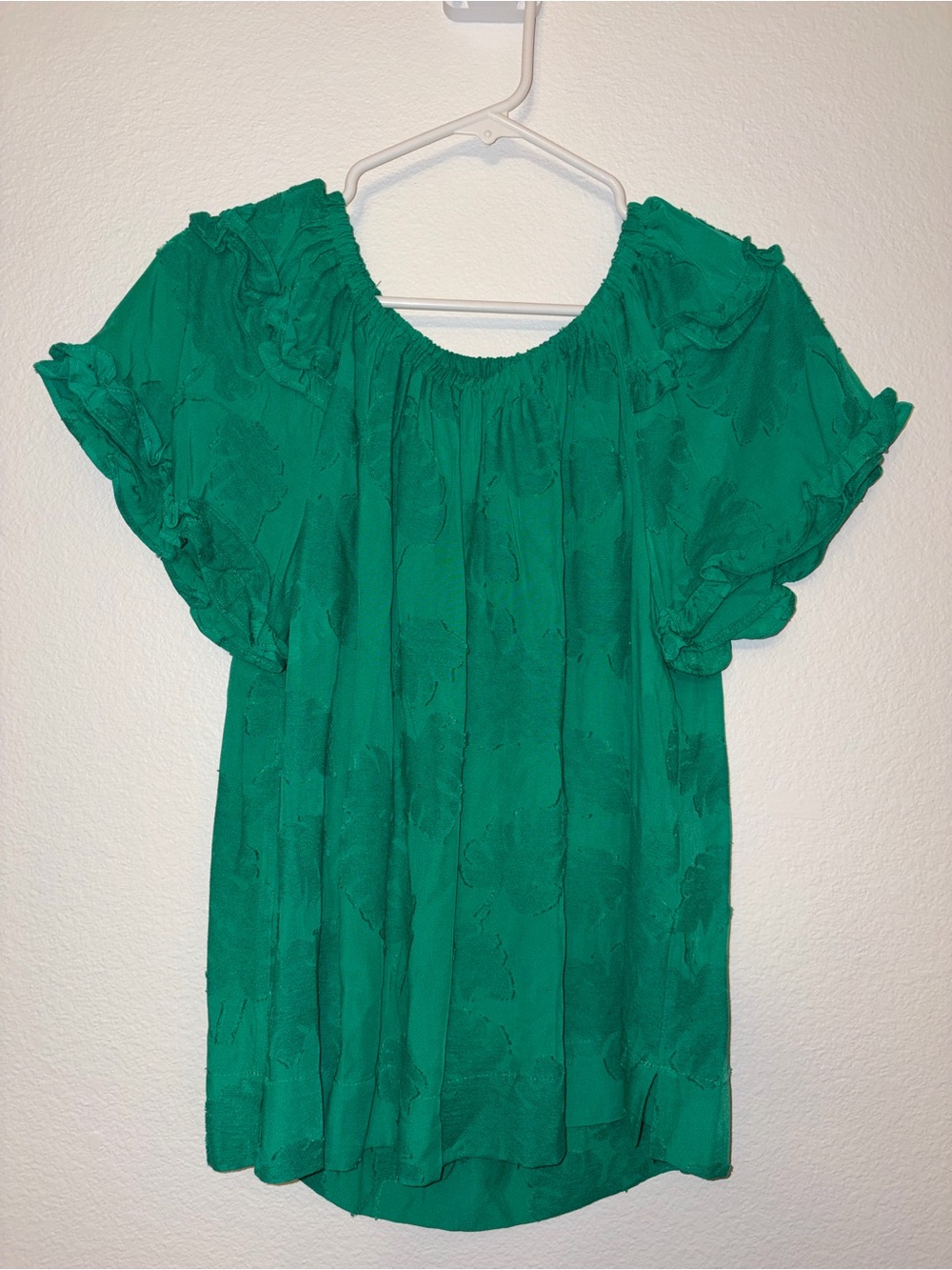 Slim Factor Green Palm Leaf Jacquard Off Shoulder Ruffle Top NWT Small Summer